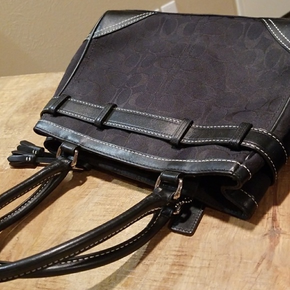 Authentic Coach Handbag - Picture 3 of 4